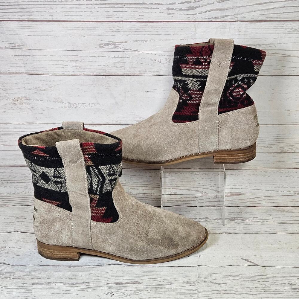 Women's TOMS Laurel Tan Suede Ankle Boots Booties US 9Pull On Casual